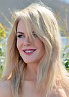 https://upload.wikimedia.org/wikipedia/commons/thumb/6/69/Nicole_Kidman_Cannes_2017_4.jpg/100px-Nicole_Kidman_Cannes_2017_4.jpg